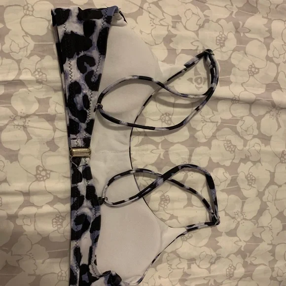 Bikini top - Picture 2 of 2